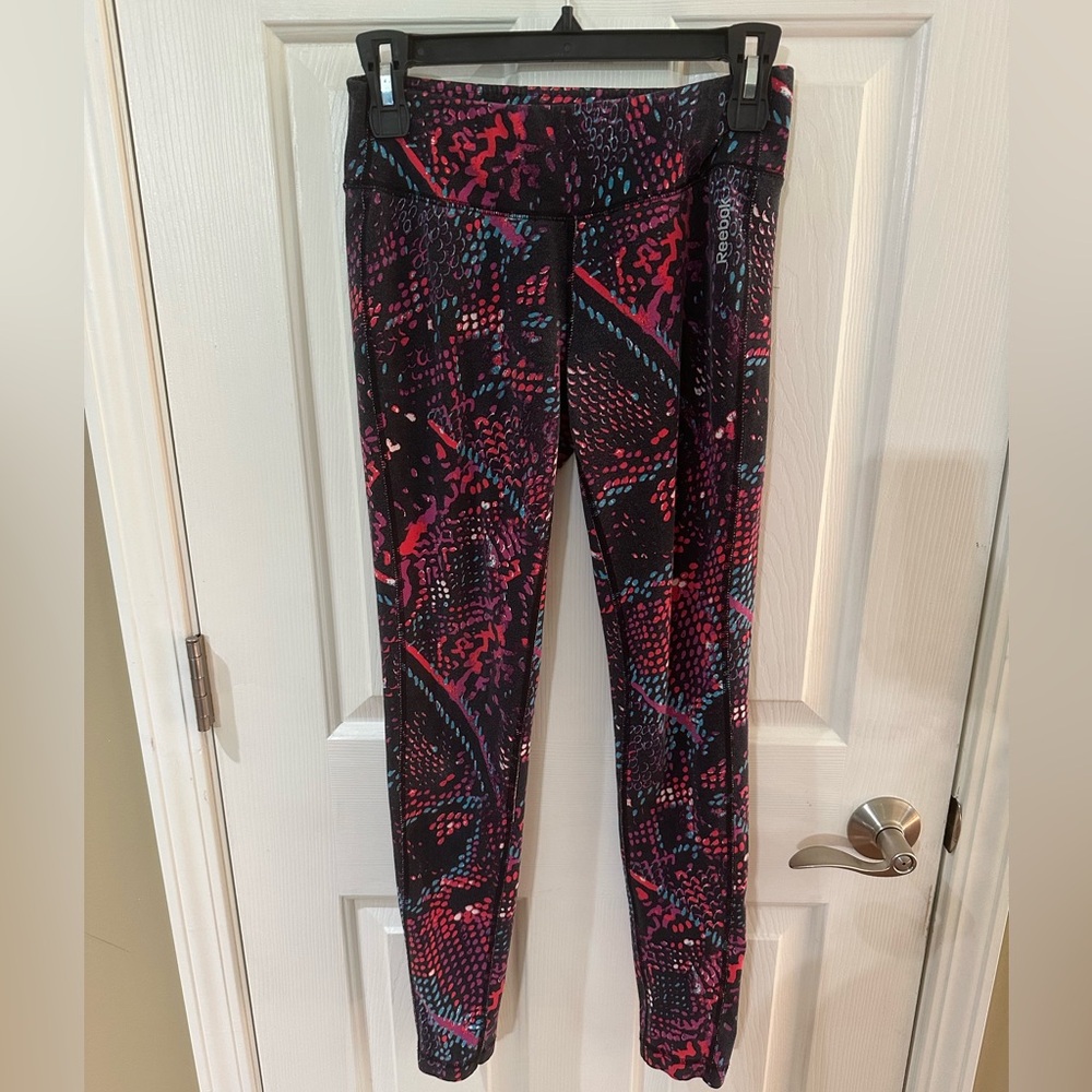 Reebok Leggins multiple colors size small